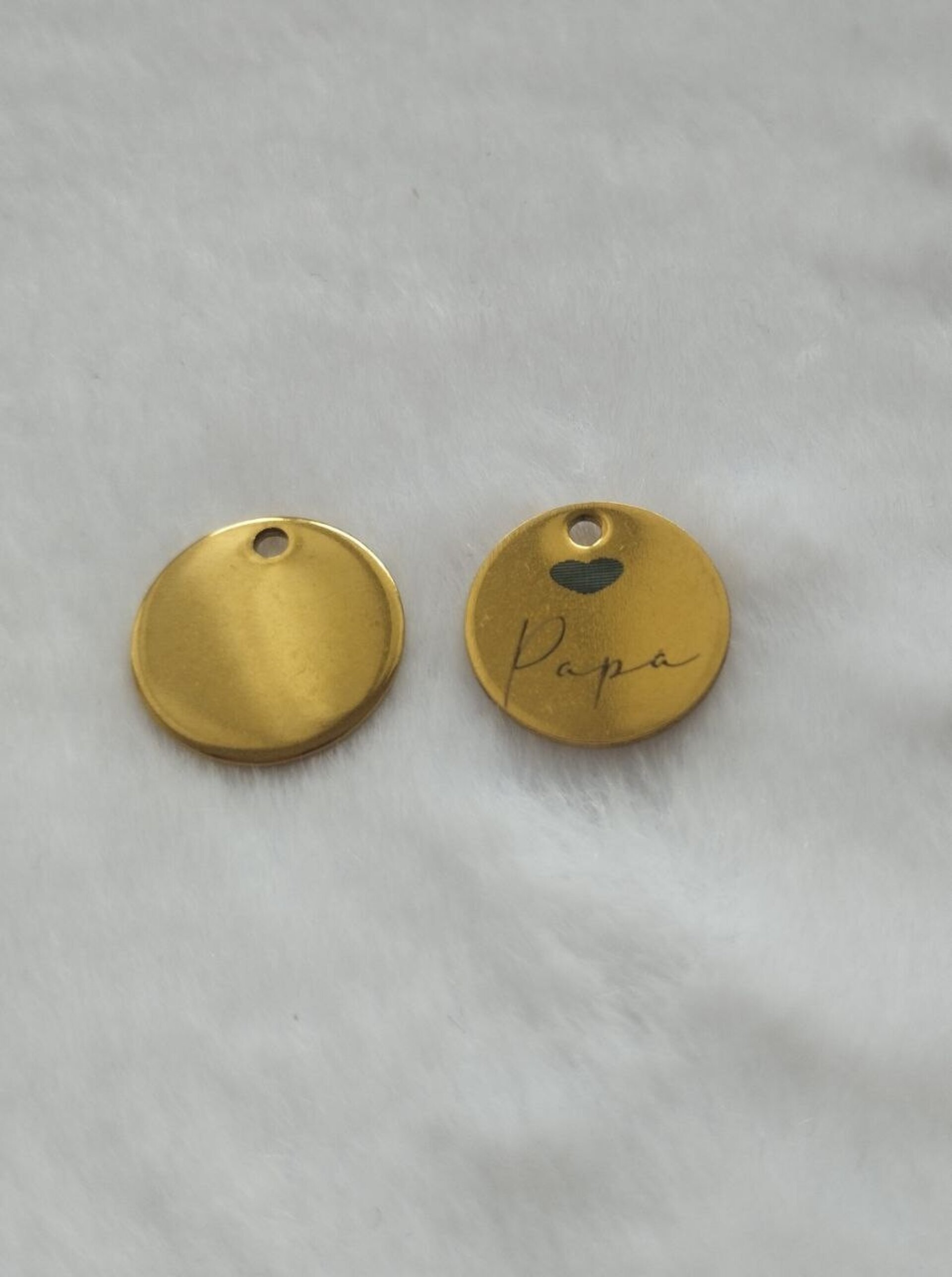 Dije mini dorado - 2