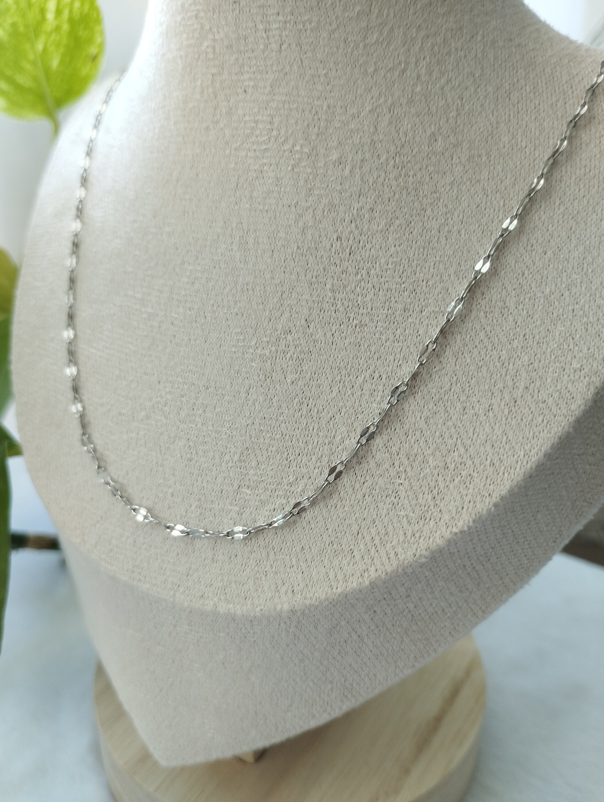 Cadena solei plateada - 3