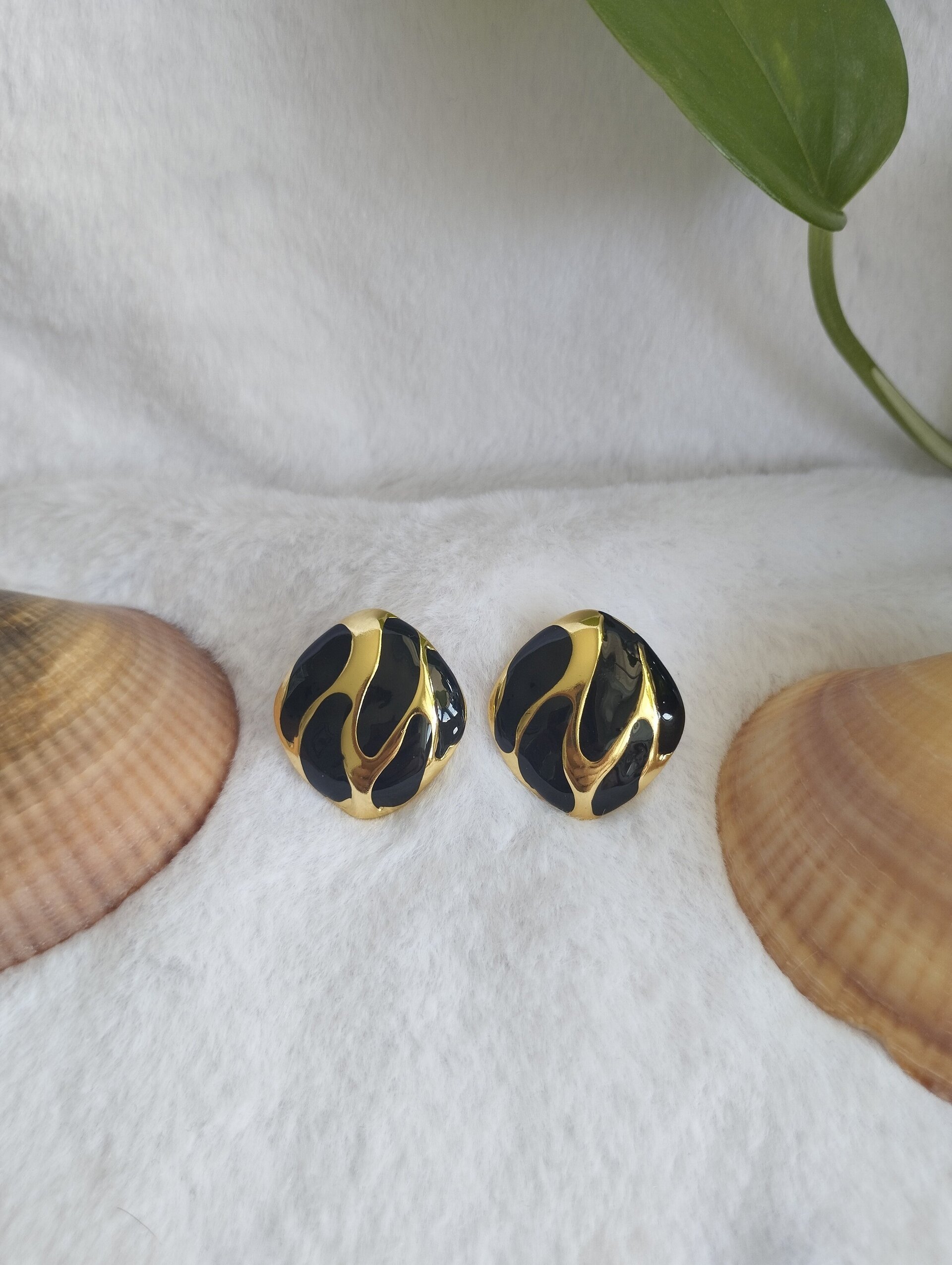 Pendientes esencia negros - 1